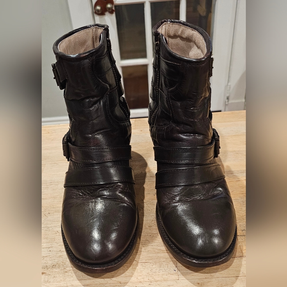 Freebird Estes Brown 10 OG EUC